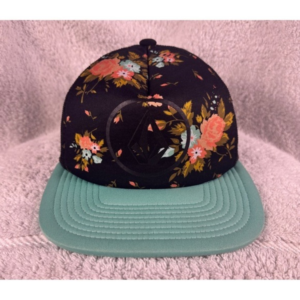 Volcom‎ Women's Printed Tidal Motion Hat Black and Seafoam Green